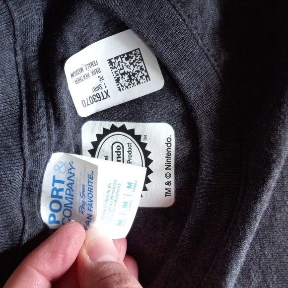 Nintendo Animal Crossing Flowers Tee sz M - Picture 3 of 3